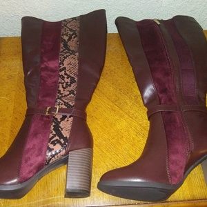 NEW---Brown w/Burgundy Wide Calf Women's Boots